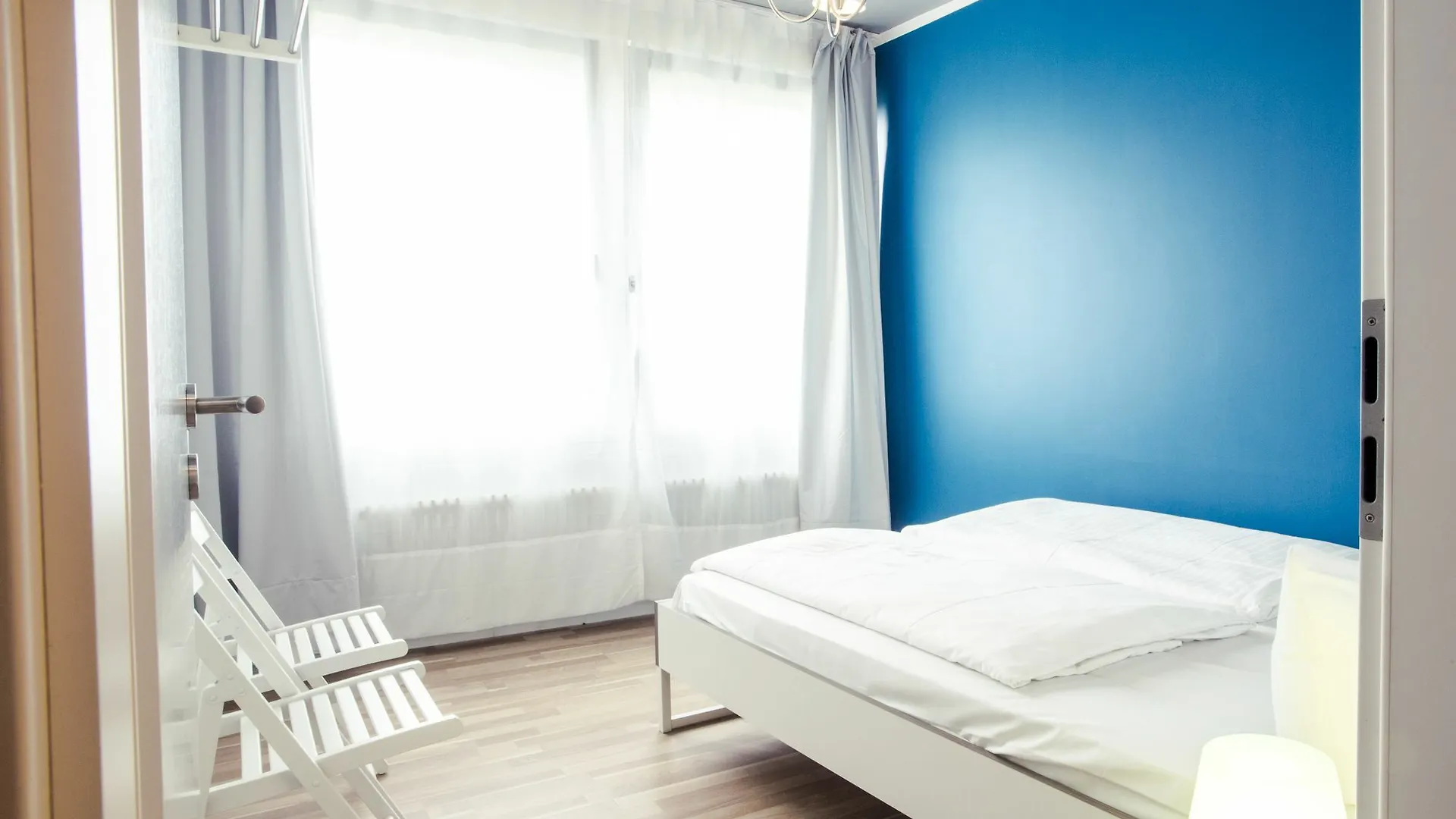 Hevals Grand Appartments Tempelhof Berlin 0*,  Germany