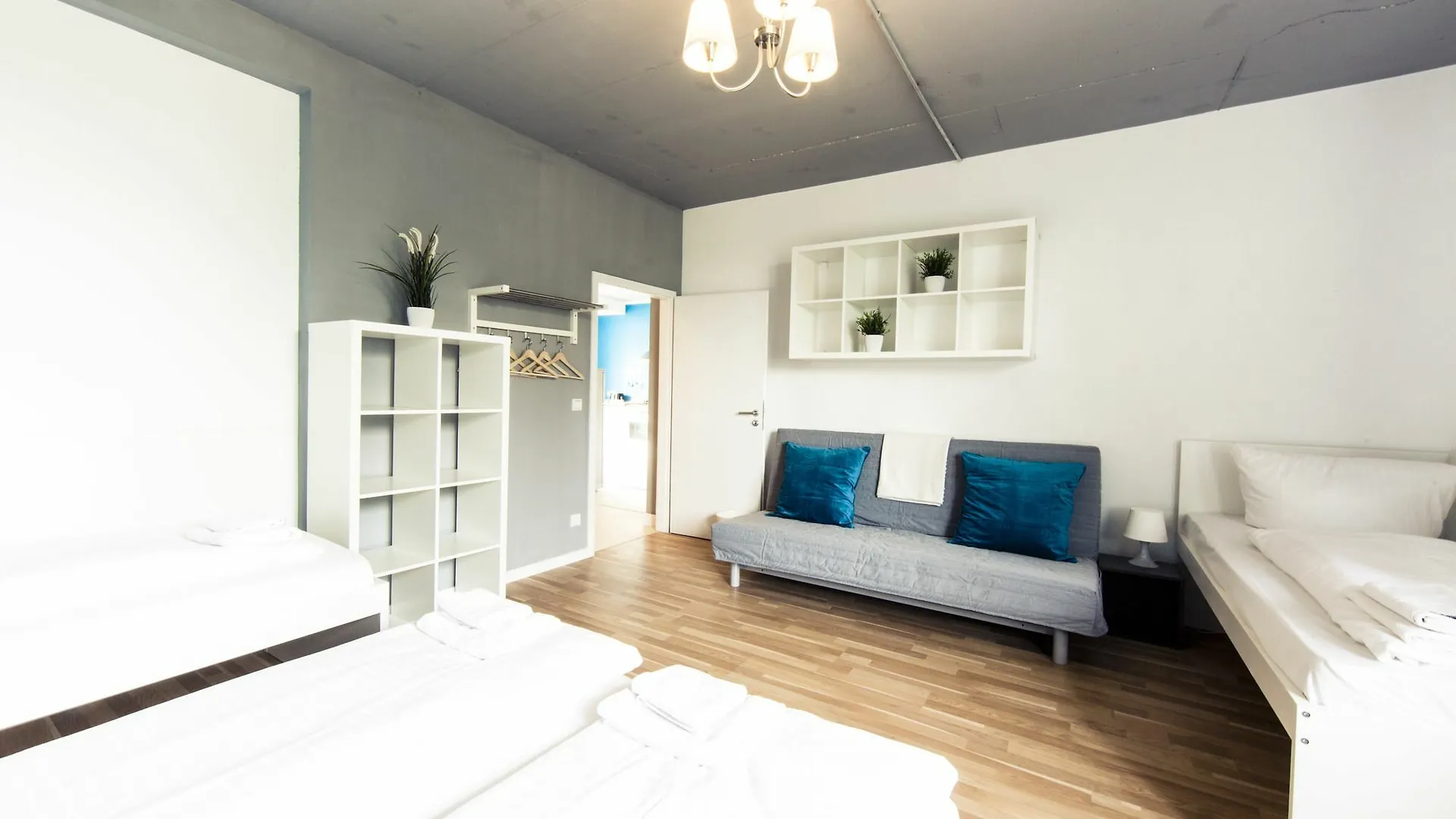 Apartment Hevals Grand Appartments Tempelhof Berlin Germany